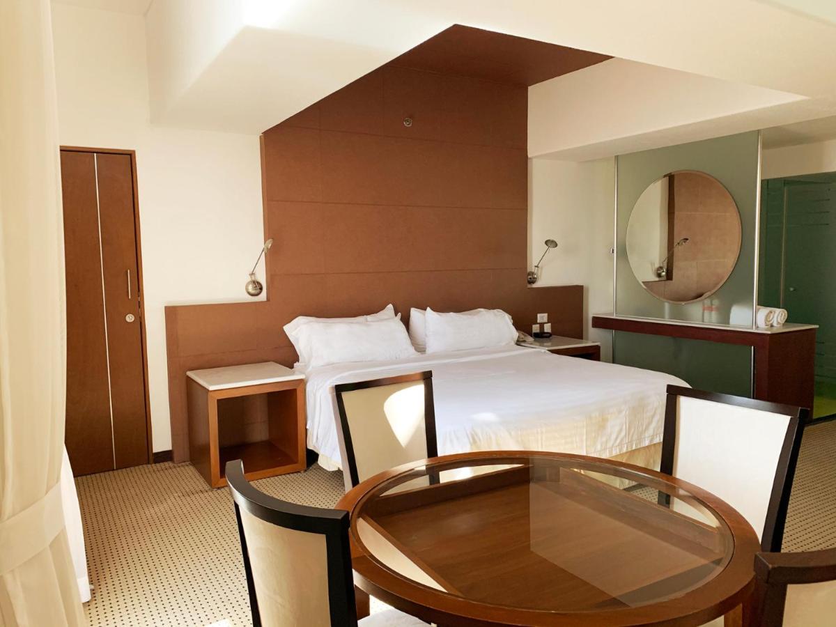 Hotel & Suites Bel Air Business Salamanca Eksteriør bilde